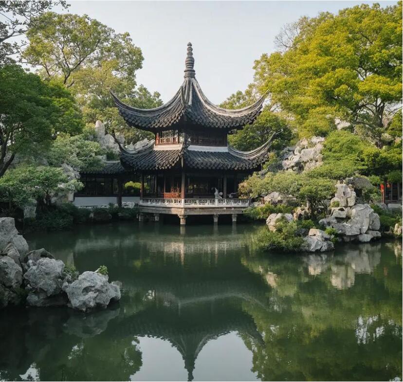 芜湖弋江半芹餐饮有限公司